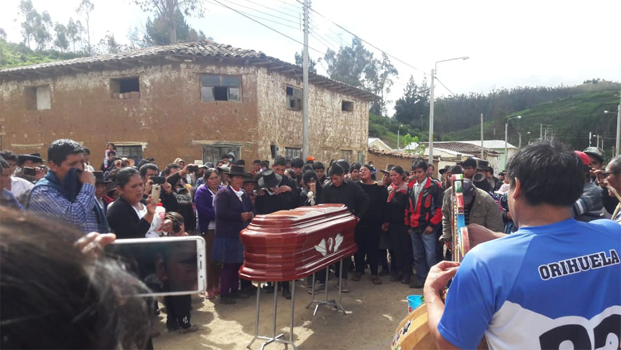 Huancarama: Último adiós a Autoridades comunales que perdieron la vida.